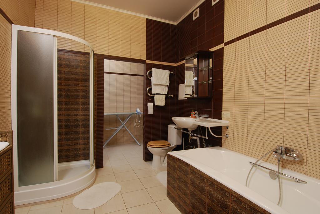 Botanic Saksaganskogo Apartamento Kiev Exterior foto